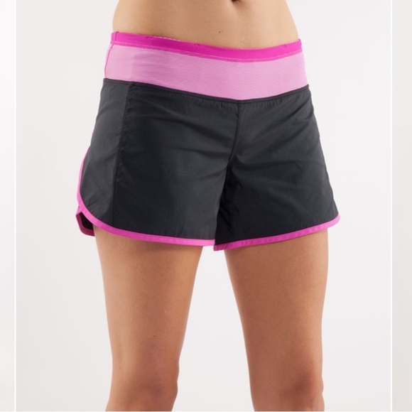 Lululemon Purple Black Turbo Run Shorts, size 4 - Picture 1 of 12